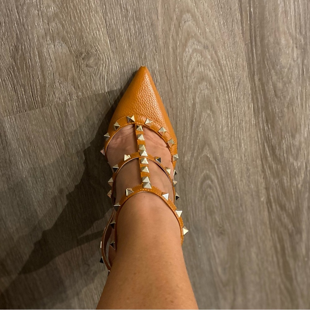 Kaitlyn Pan shoes/ sandals - Picture 3 of 4